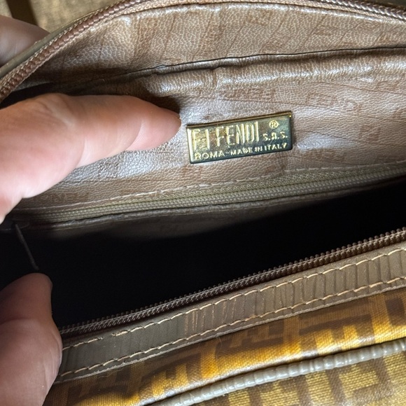 🔥FENDI—ZUCCHINO SATCHEL—VINTAGE🔥 - Picture 6 of 16
